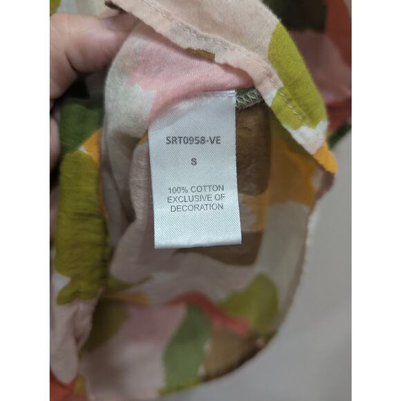 Pretty cotton smocked abstract calico printed babydoll style top by THML size S - Picture 4 of 11